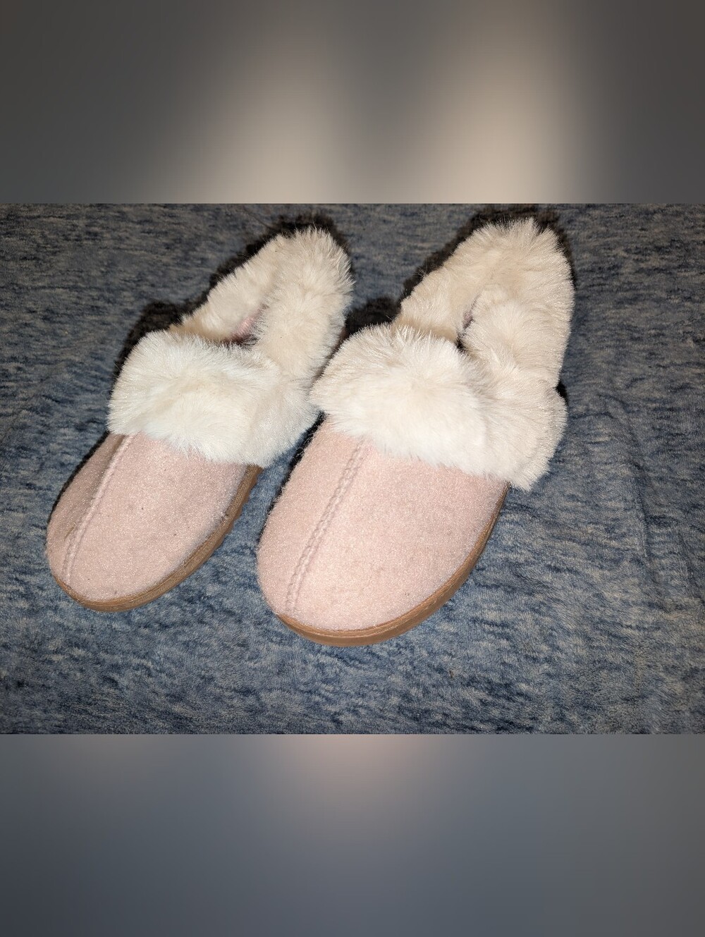 dearfoams Women's 7-8 Pink Faux-Fur Lined Slippers